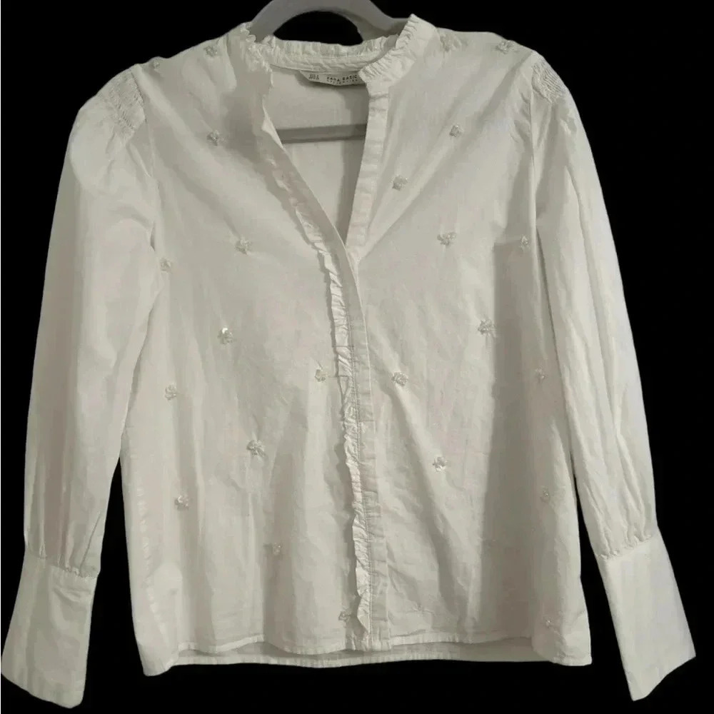 Zara Basic Collection Long Sleeve Button-up Romantic Pearl Blouse  Small